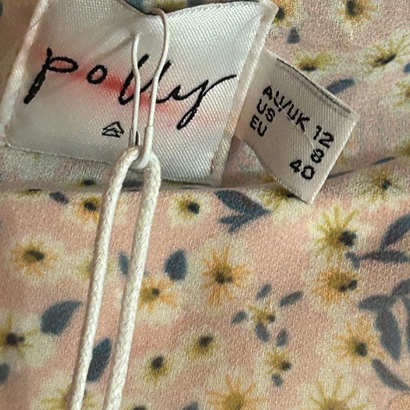 NWT Princess Polly Crop Top Blouse Pink Floral Print Where Love Blossoms Size 8 - Picture 3 of 6